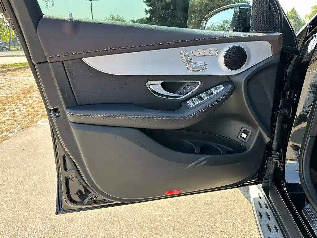 Mercedes-Benz GLC — миниатюра 14
