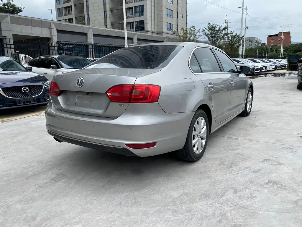 Volkswagen Sagitar — миниатюра 3