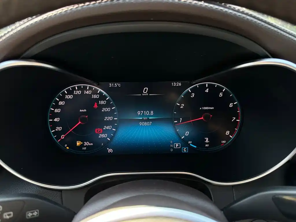 Mercedes-Benz GLC — миниатюра 12