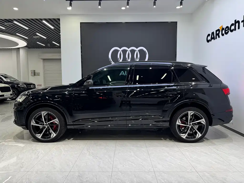 Audi SQ7 — миниатюра 7