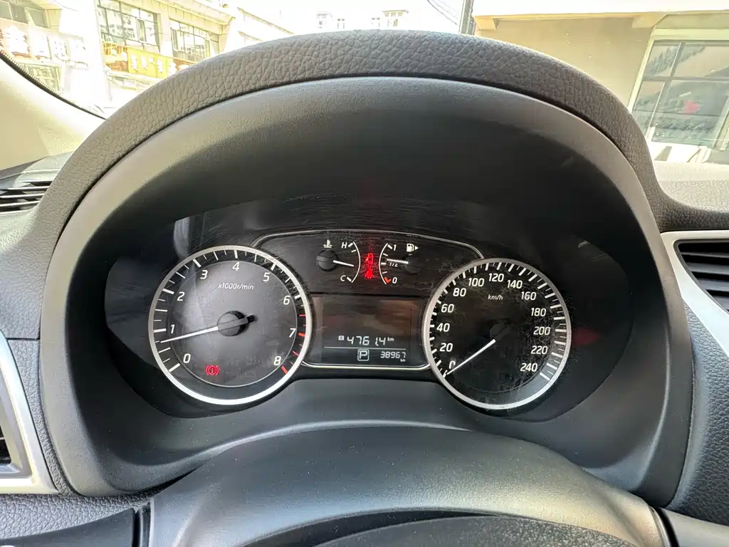 Nissan Sylphy - фото 12