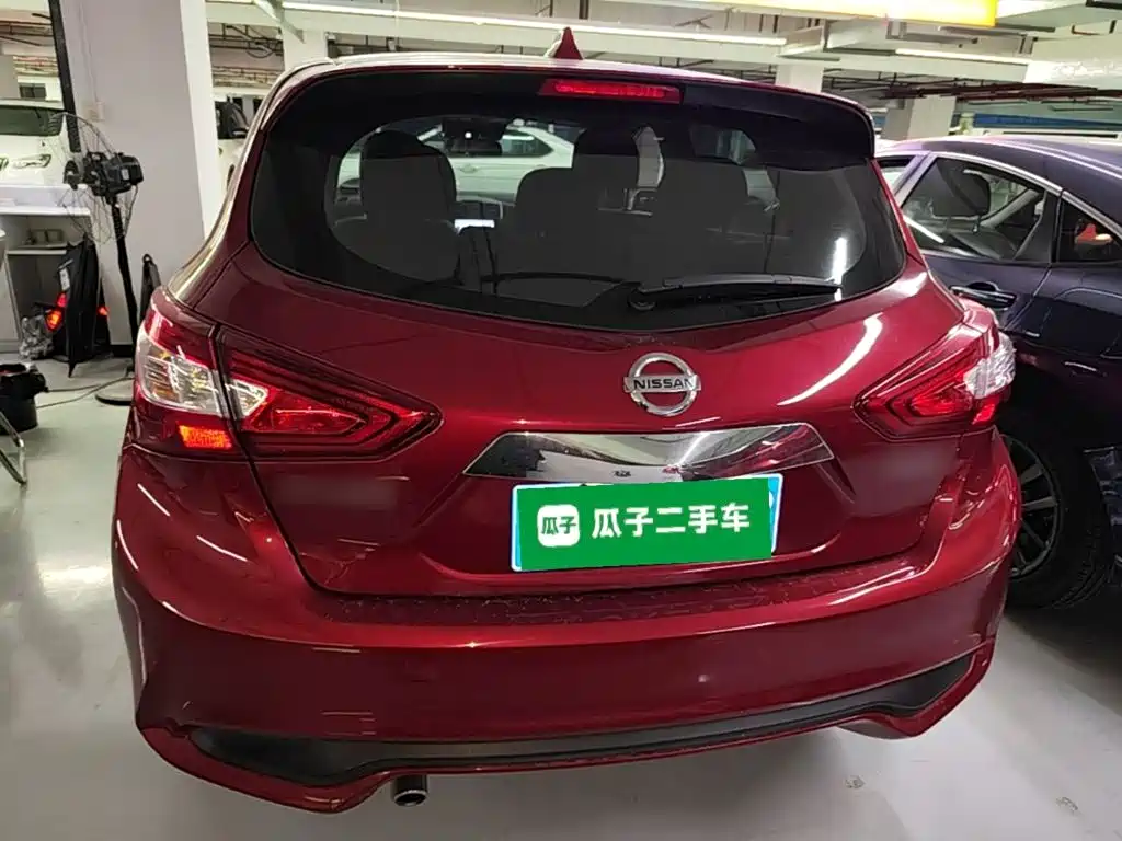 Nissan Tiida — миниатюра 6