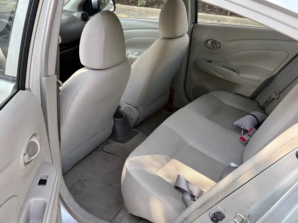 Nissan Sunny — миниатюра 5