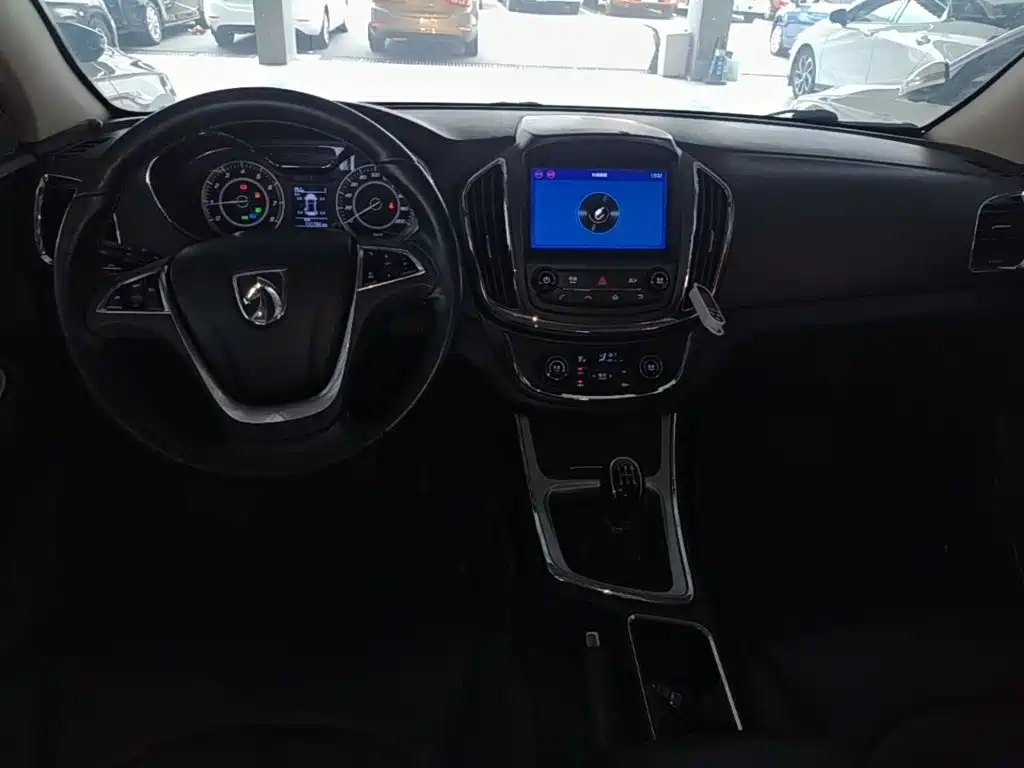 Baojun 560 — миниатюра 10