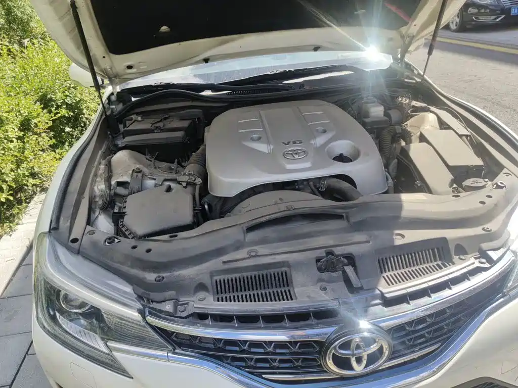 Toyota Reiz — миниатюра 20