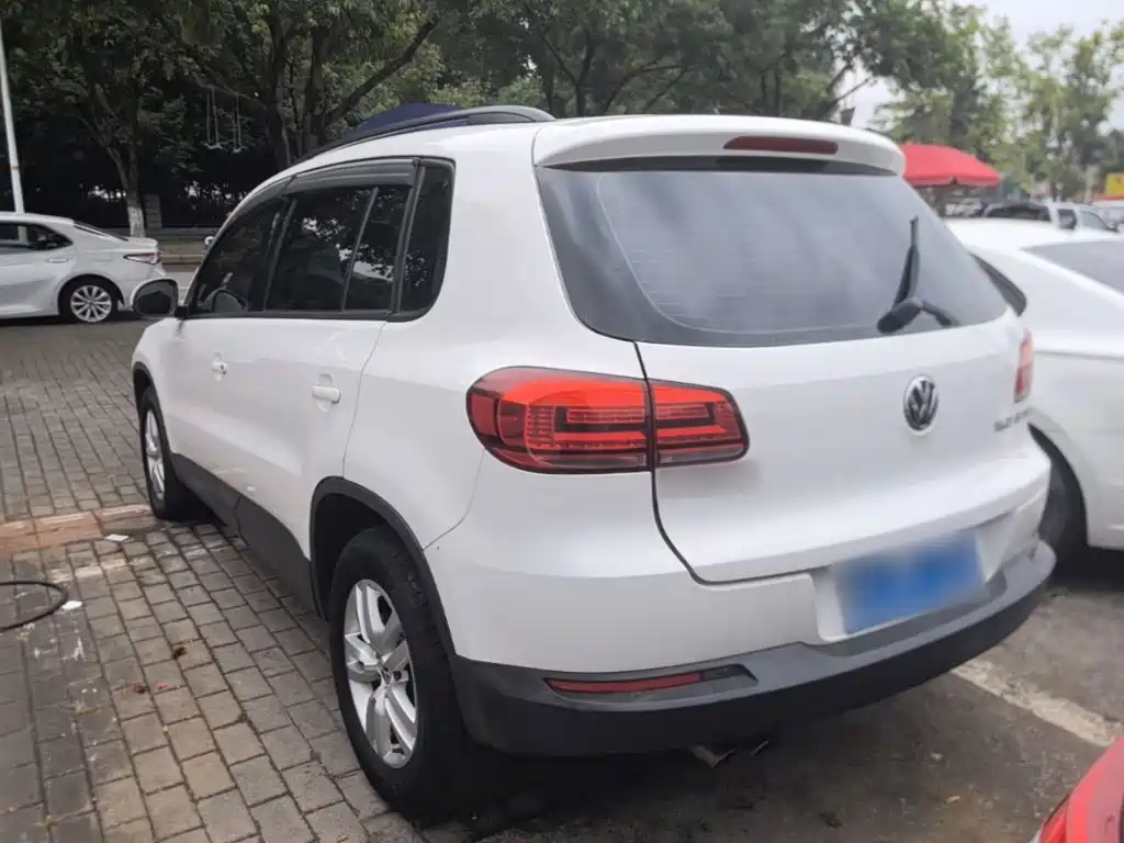 Volkswagen Tiguan — миниатюра 5