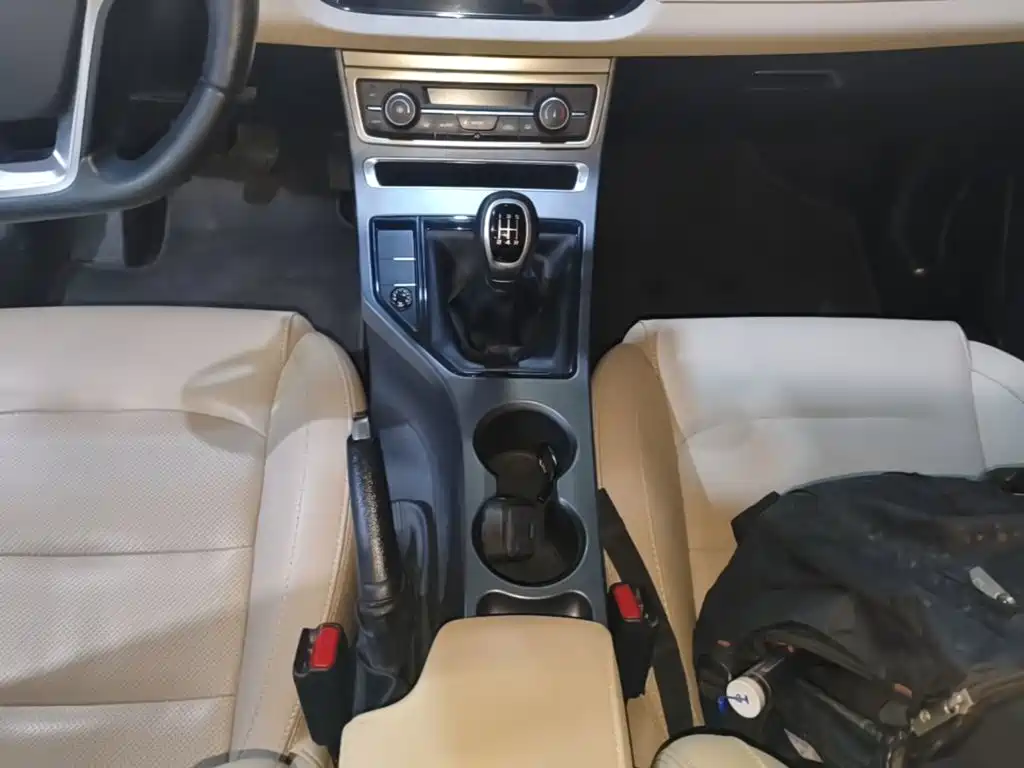 Geely Emgrand — миниатюра 14