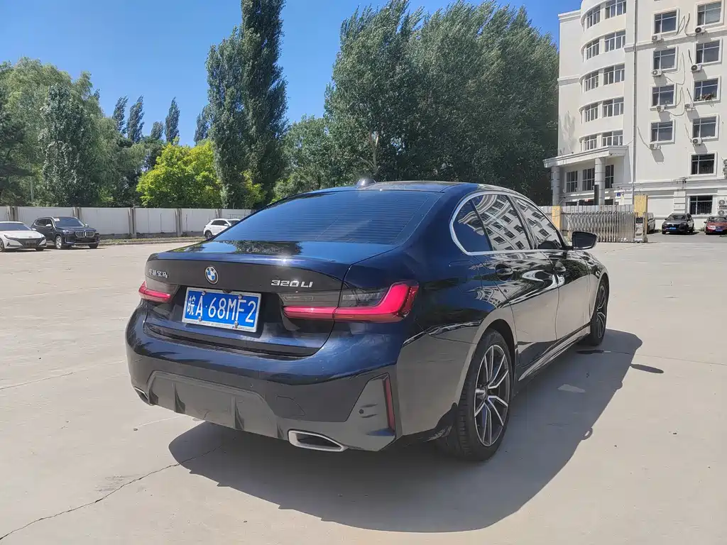 BMW 3 Series — миниатюра 4