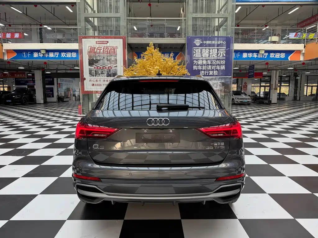 Audi Q3 — миниатюра 5