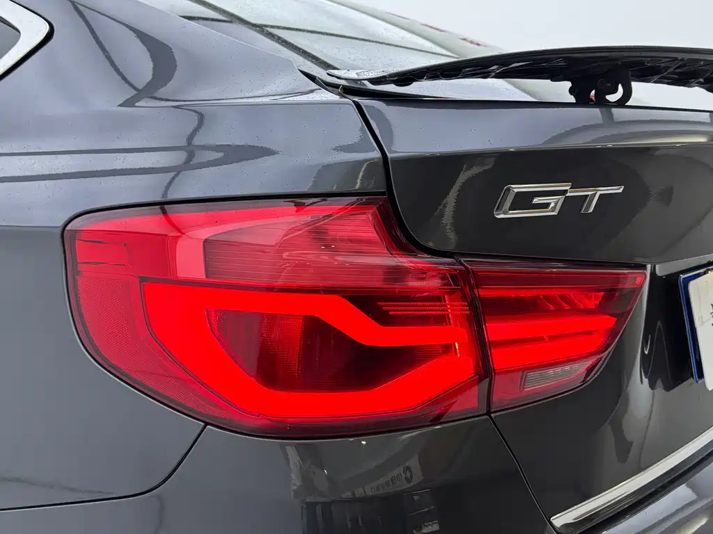 BMW 3 Series GT — миниатюра 10