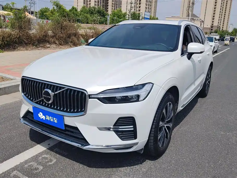 Volvo XC60 2022