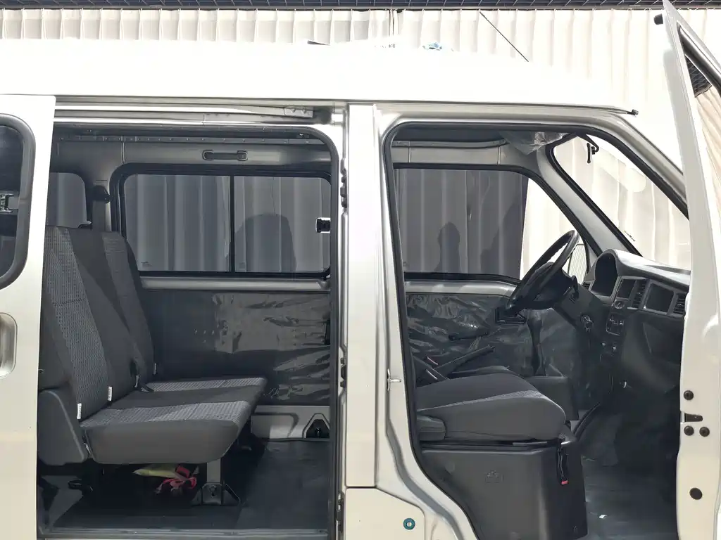 Wuling Zhiguang — миниатюра 8