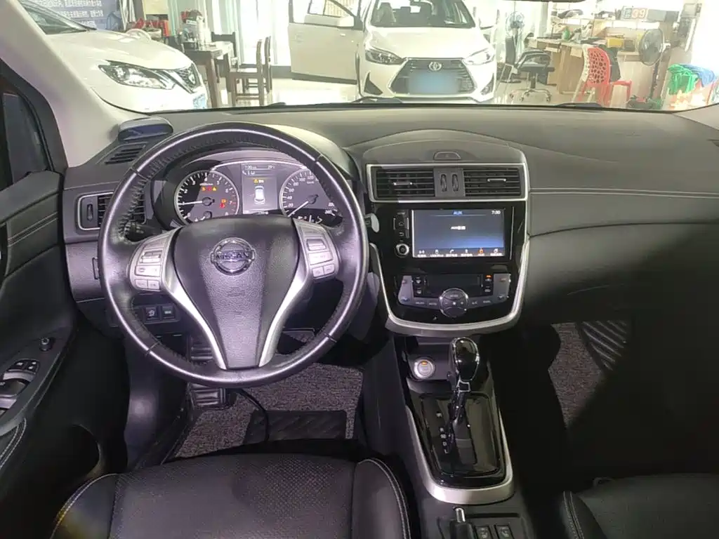 Nissan Tiida 2016 1.6L CVT