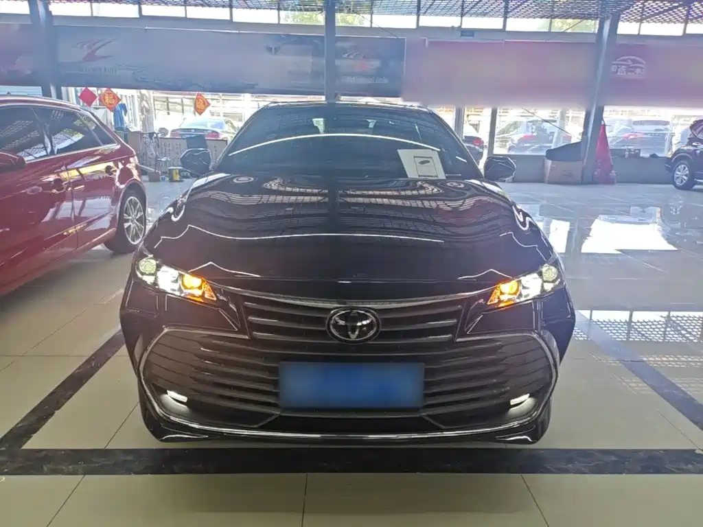 Toyota Avalon — миниатюра 3