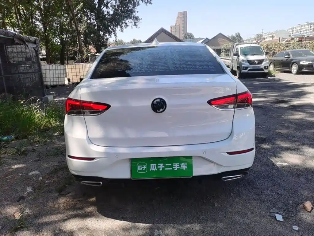 Buick Excelle — миниатюра 6