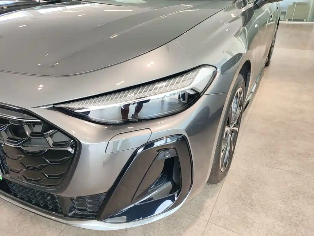 Audi A5L — миниатюра 24