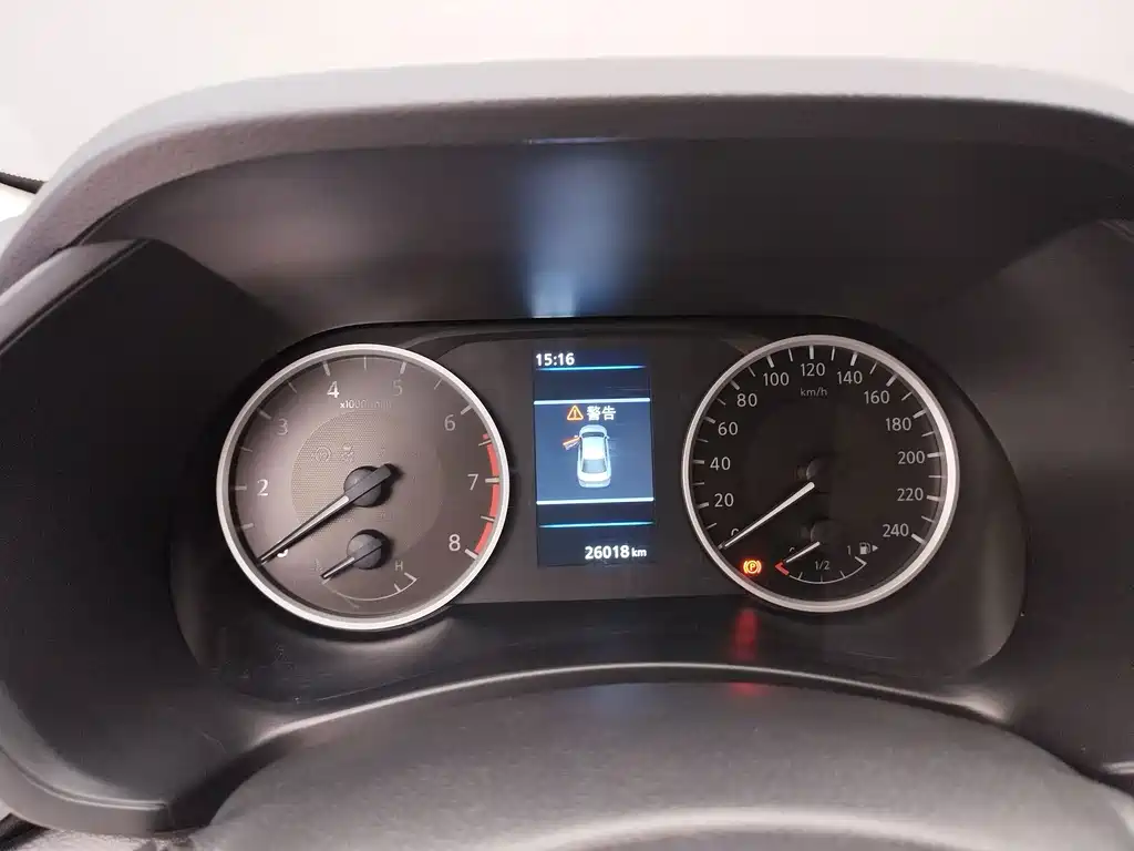 Nissan Sylphy — миниатюра 12