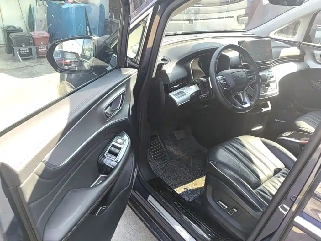 Roewe iMAX8 — миниатюра 16