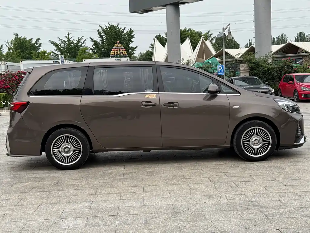 Buick GL8 2021 652T Luxury