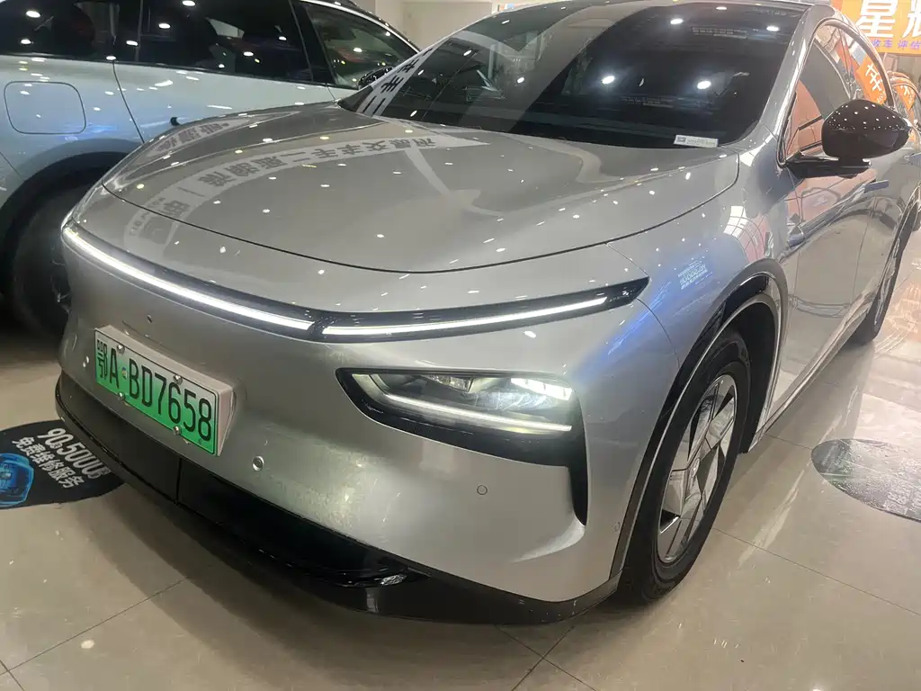 XPENG G7