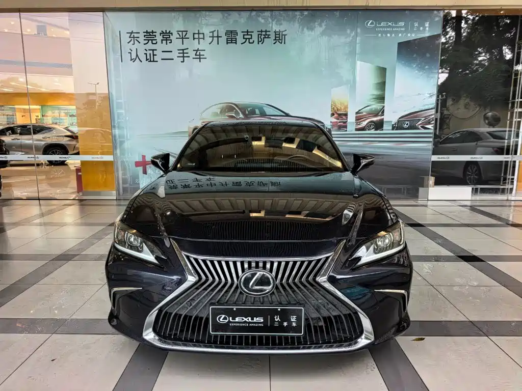 Lexus ES — миниатюра 2