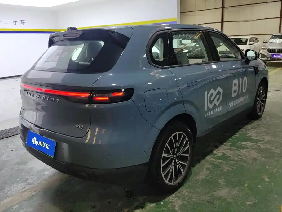 Leapmotor Leapmotor B10 — миниатюра 3