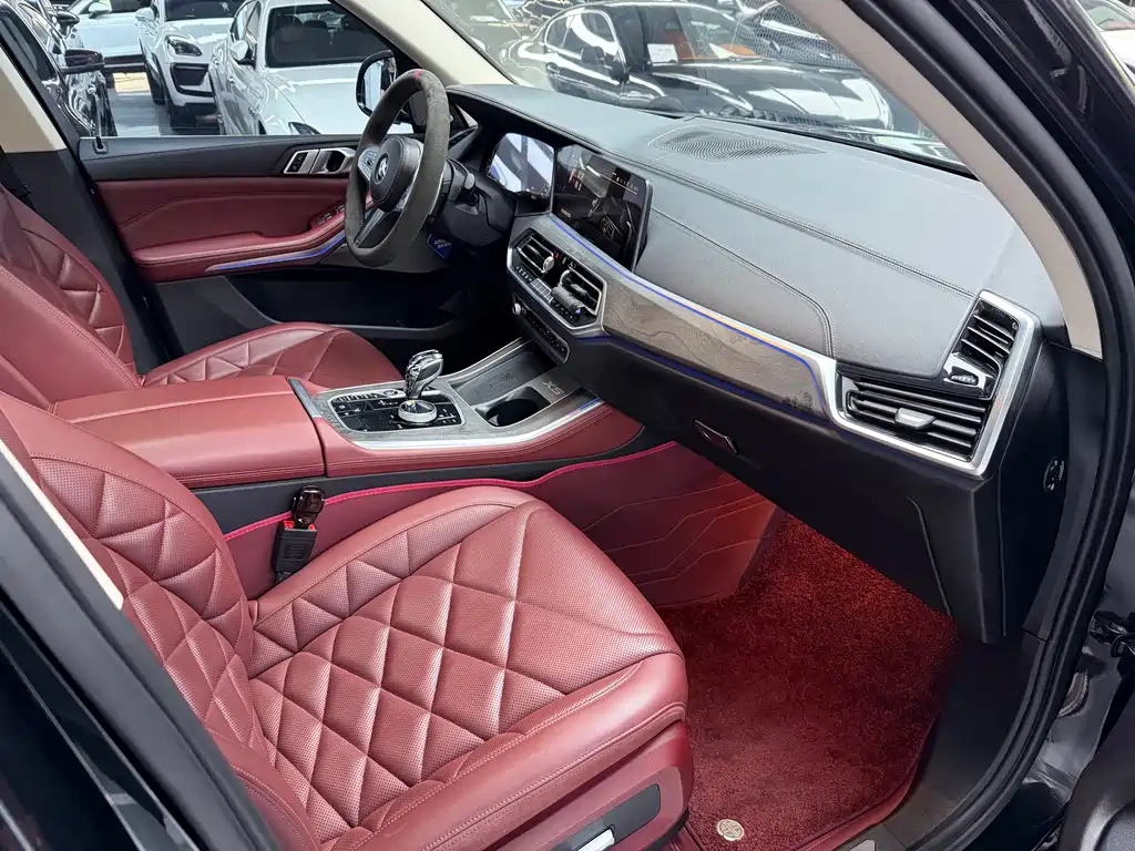 BMW X5 2022 xDrive 40Li M Sport