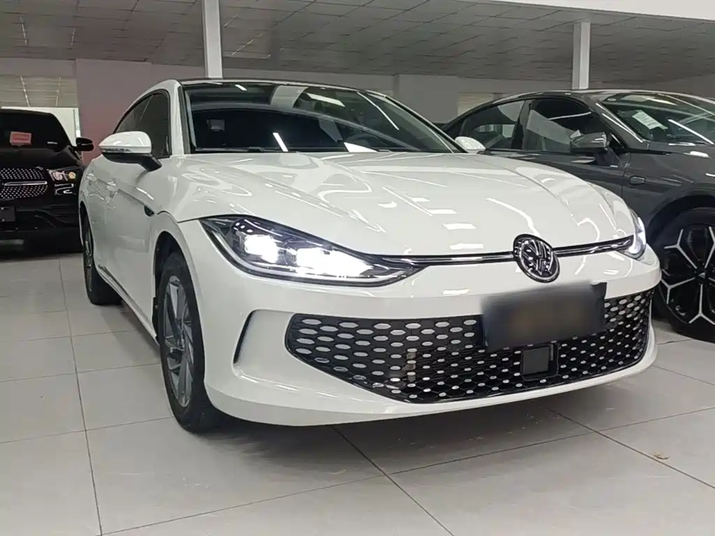 Volkswagen Lamando — миниатюра 4
