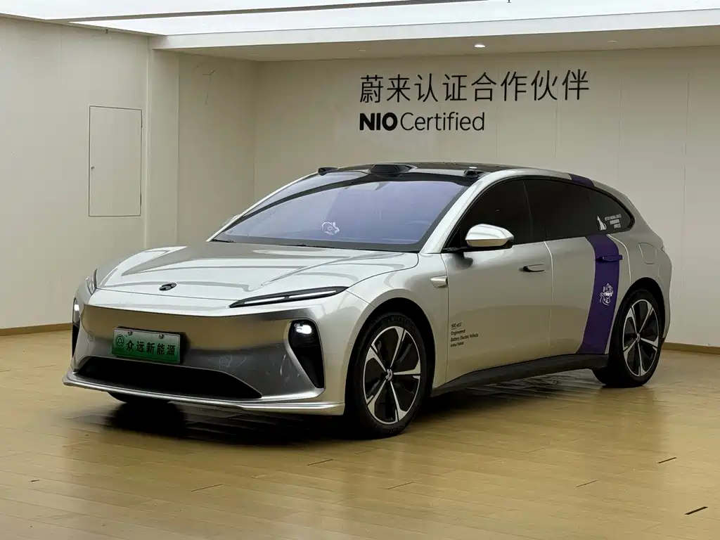 NIO ET5T