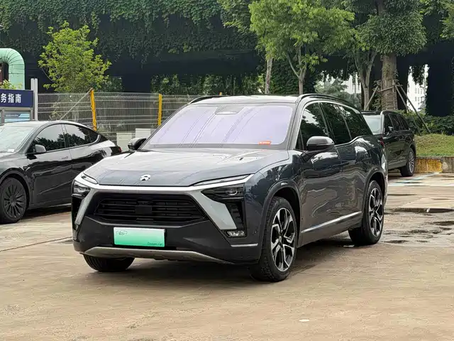 2021 Nio ES8