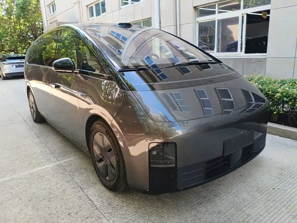 Li Auto Li MEGA — миниатюра 4