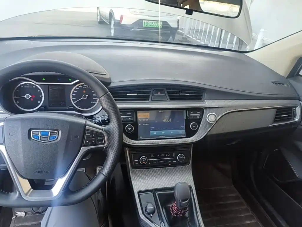 Geely Emgrand GS — миниатюра 10