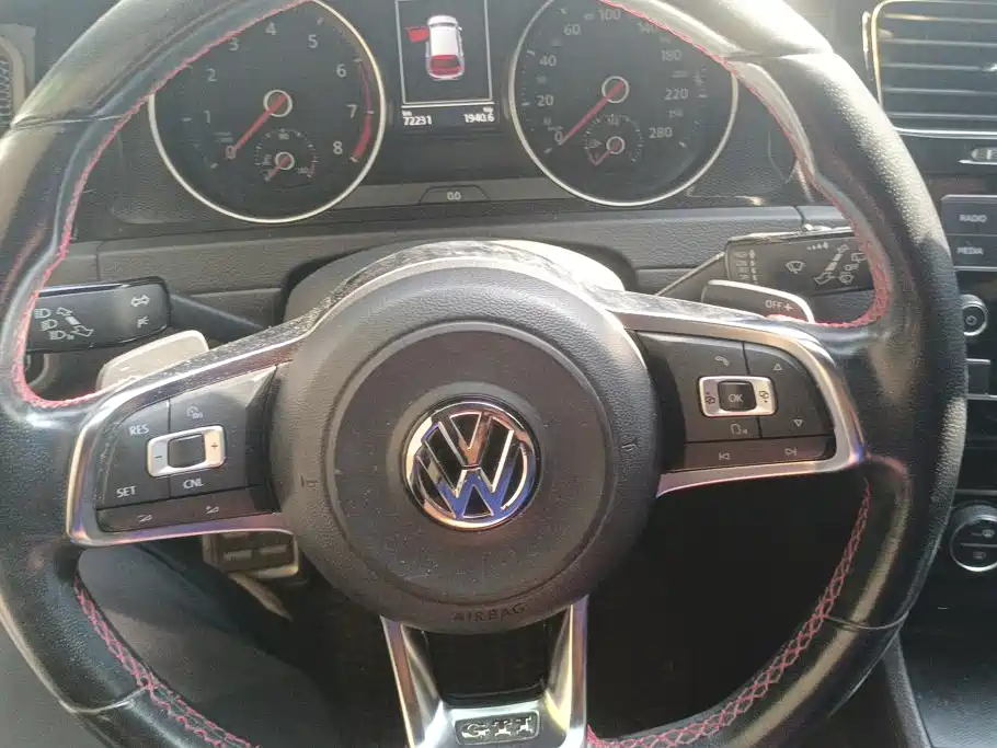 Volkswagen Golf GTI — миниатюра 15