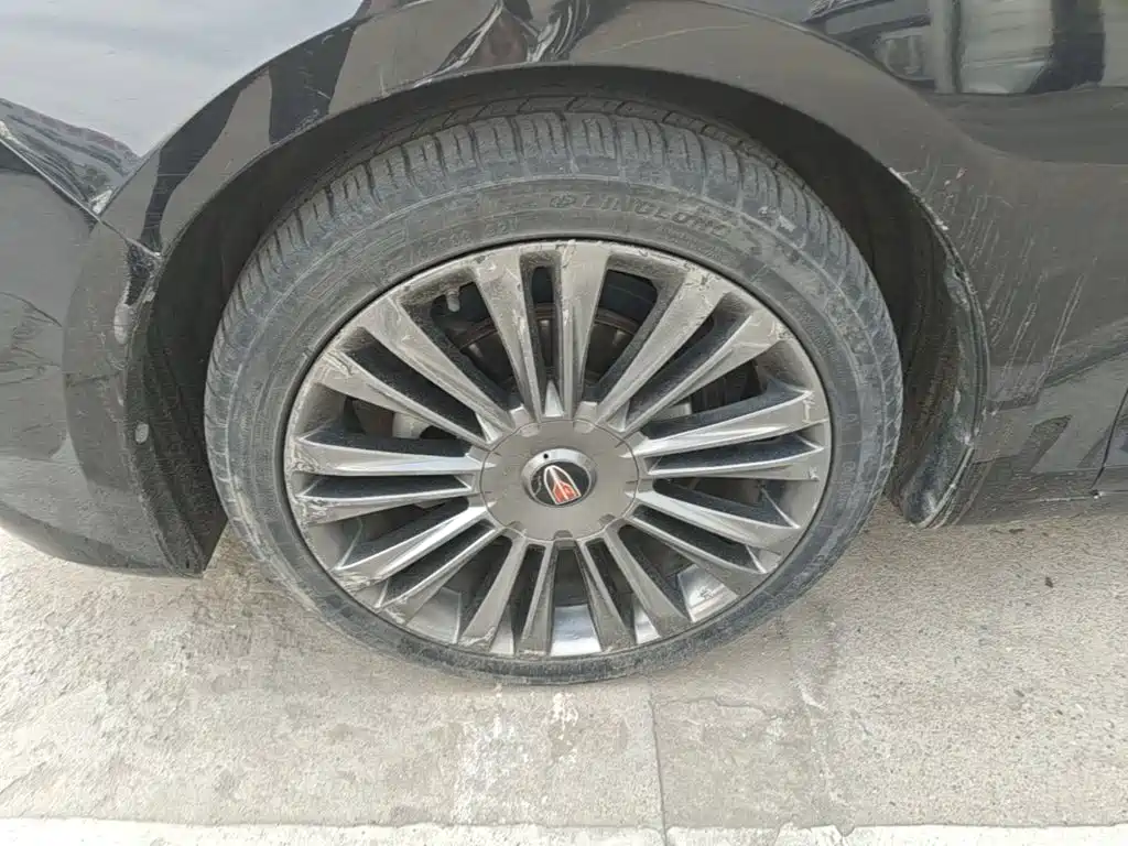 Hongqi Hongqi H5 — миниатюра 23