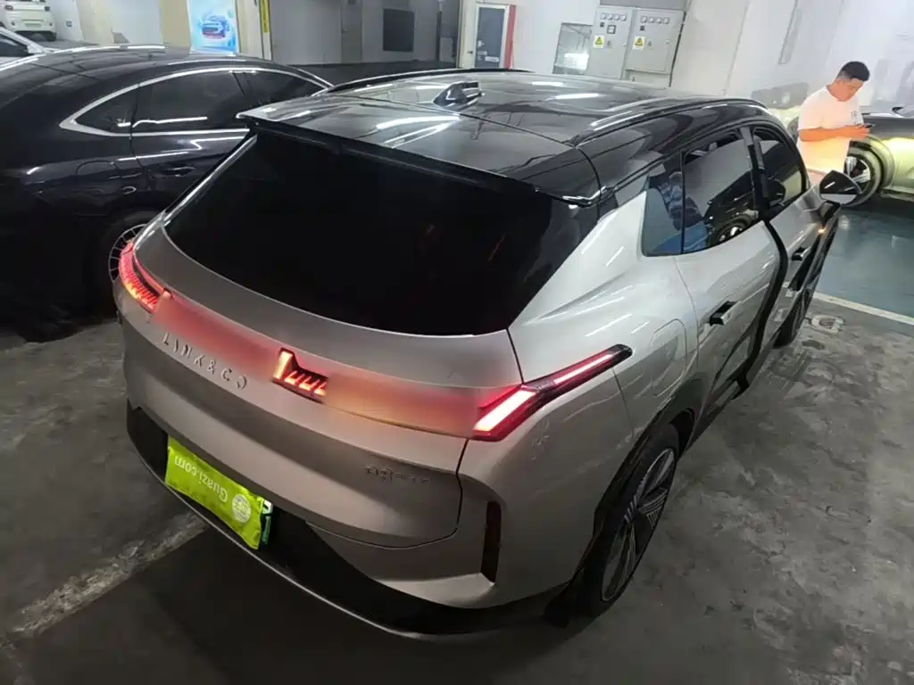 Lynk & Co 08 EM-P — миниатюра 7