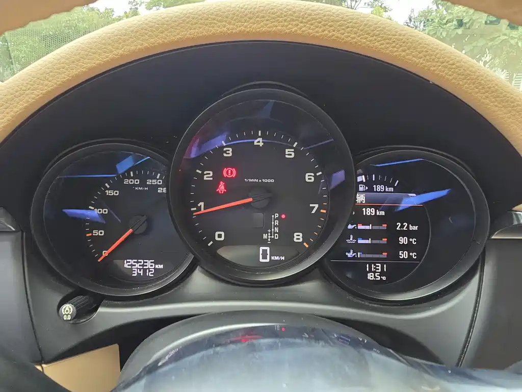 Porsche Macan — миниатюра 17