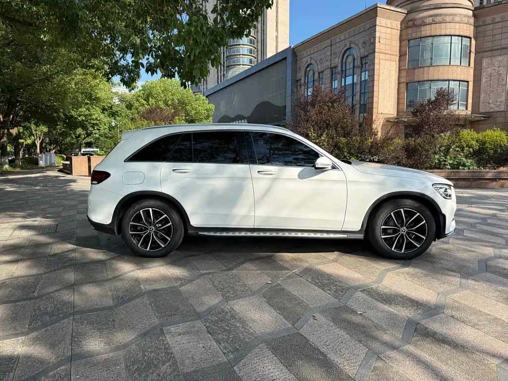Mercedes-Benz GLC — миниатюра 3