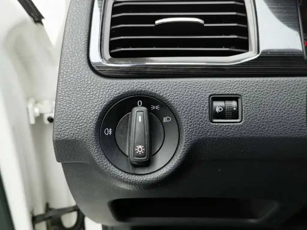 Volkswagen Santana — миниатюра 21