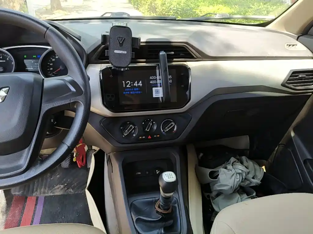 Wuling Hongguang — миниатюра 12