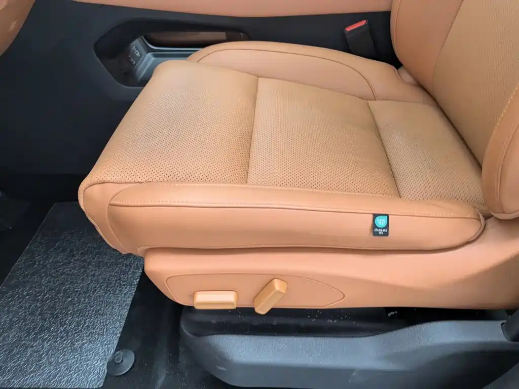 Leapmotor Leapmotor C16 — миниатюра 20