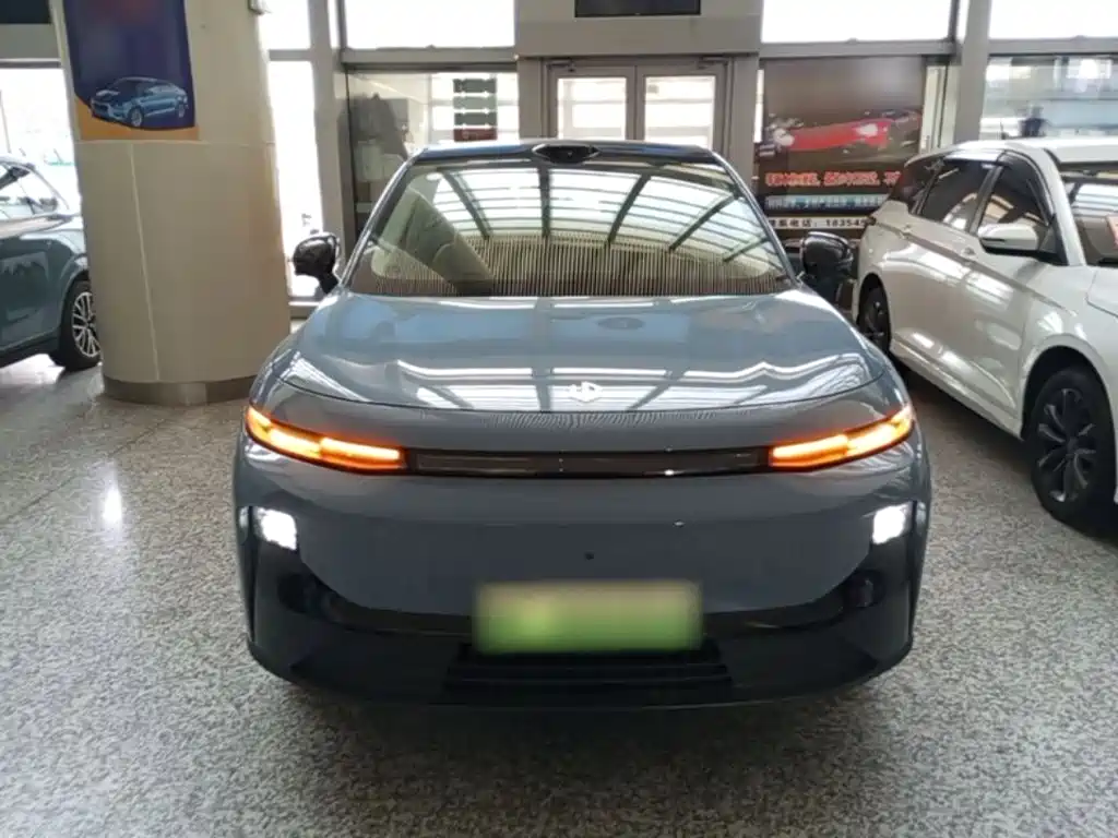 Leapmotor Leapmotor B10 — миниатюра 3
