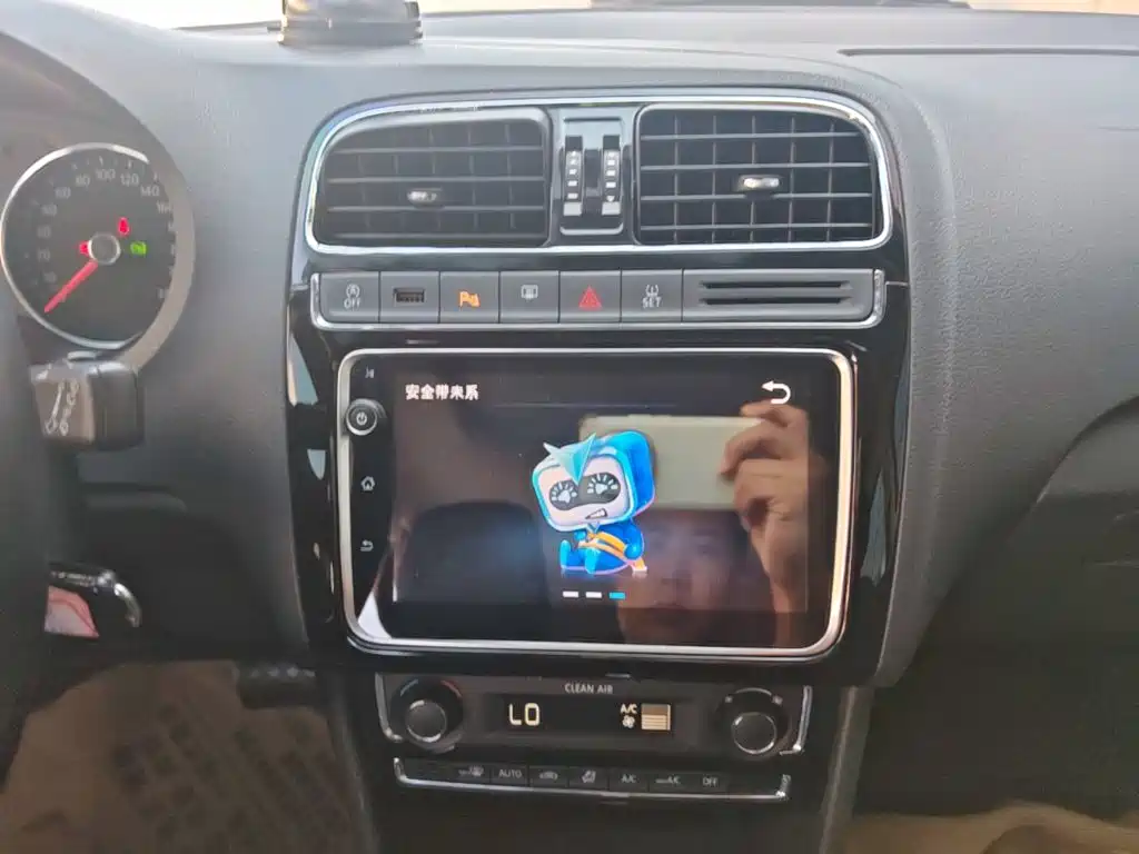 Volkswagen Polo — миниатюра 13