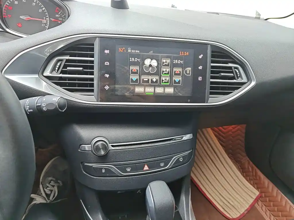 Peugeot 308S — миниатюра 13