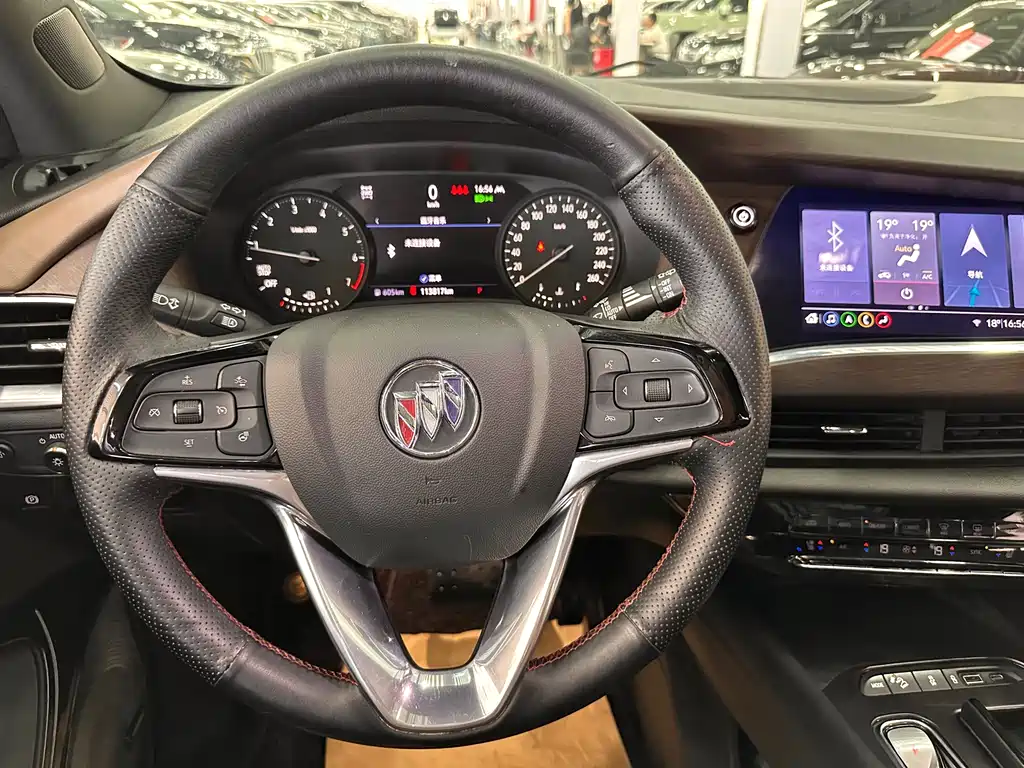 Buick Enclave — миниатюра 10
