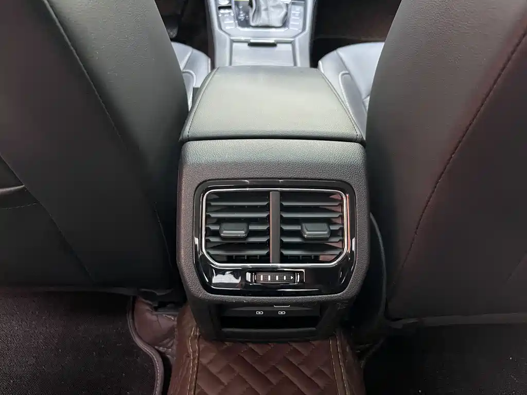 Volkswagen Lamando — миниатюра 17