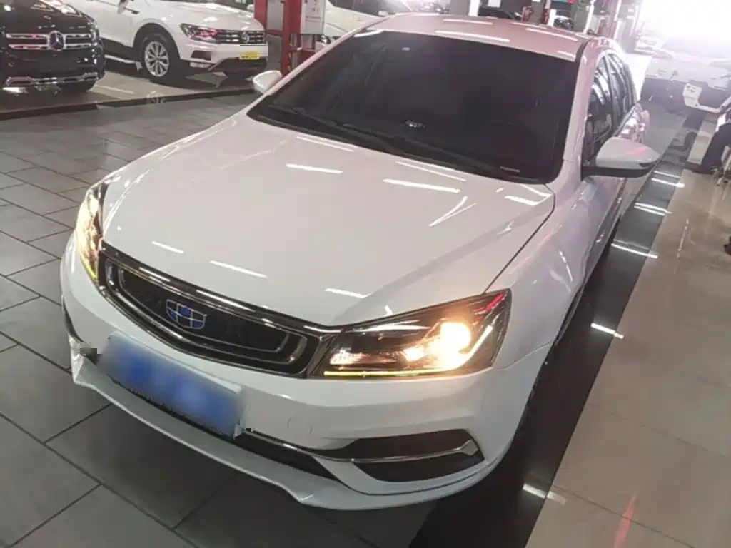 Geely Emgrand — миниатюра 2