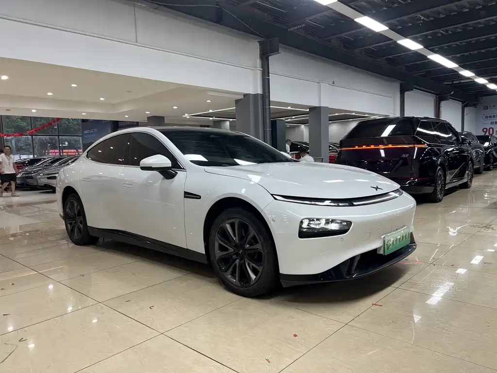XPeng P7 — миниатюра 3