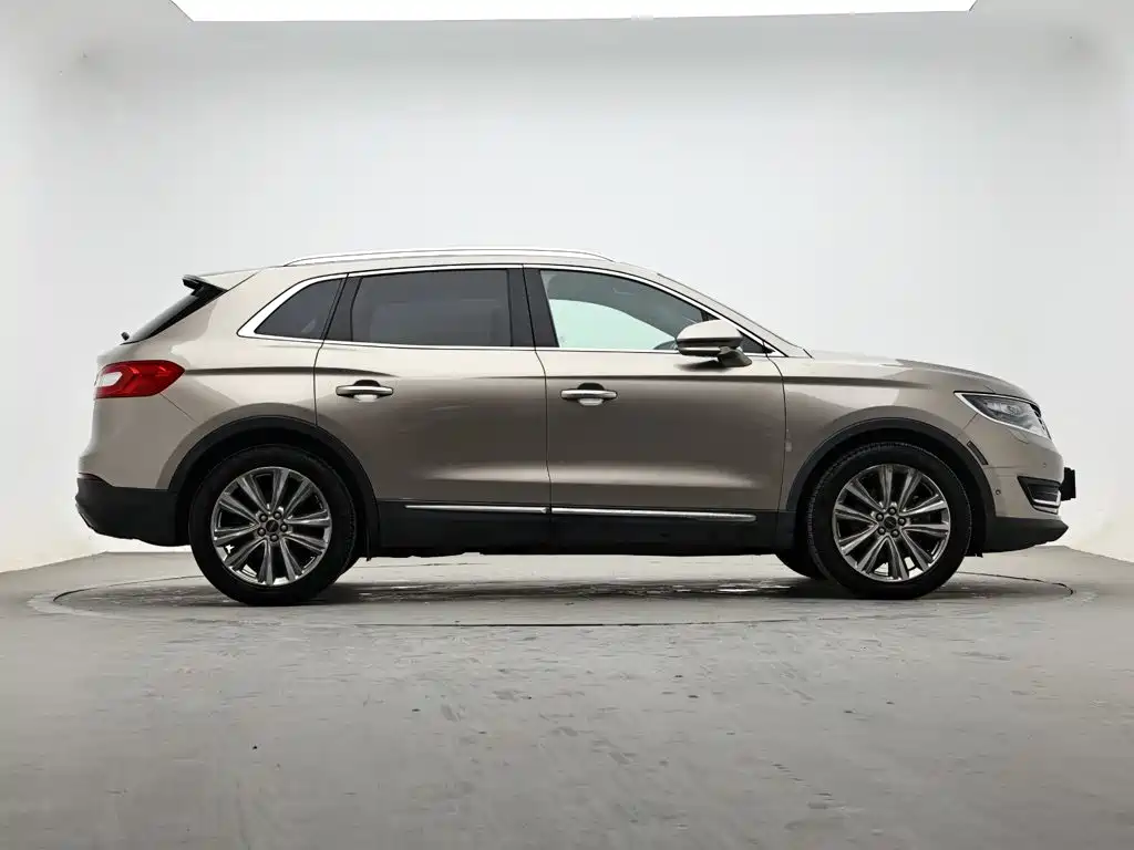 Lincoln MKX — миниатюра 6