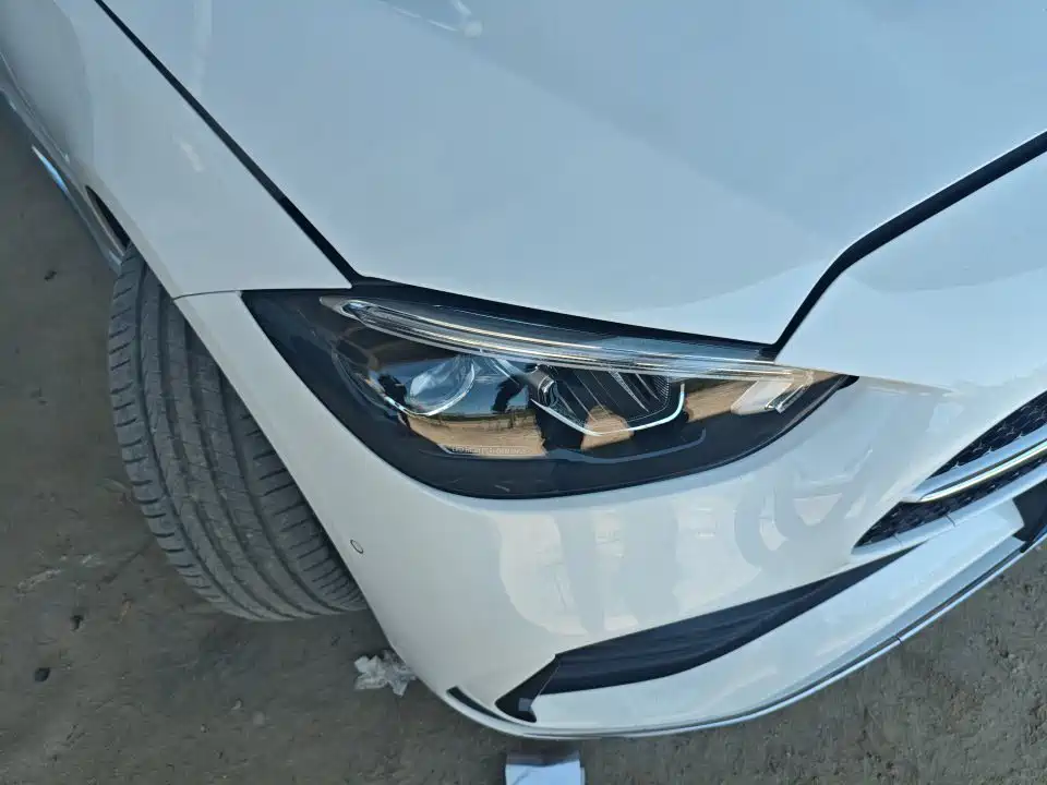 Mercedes-Benz C-Class — миниатюра 10