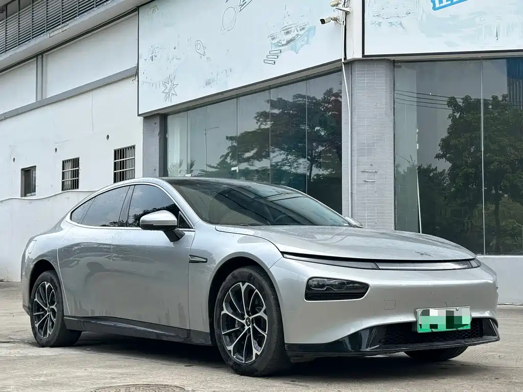 XPeng P7 — миниатюра 3